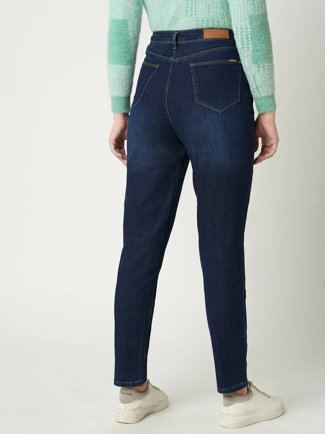Women High-Rise Slim Straight Fit Jeans - Image 3