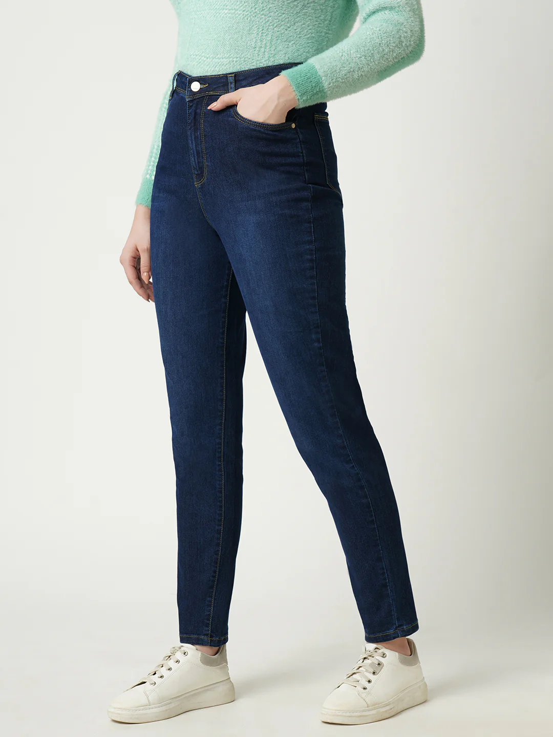Women High-Rise Slim Straight Fit Jeans - Image 5