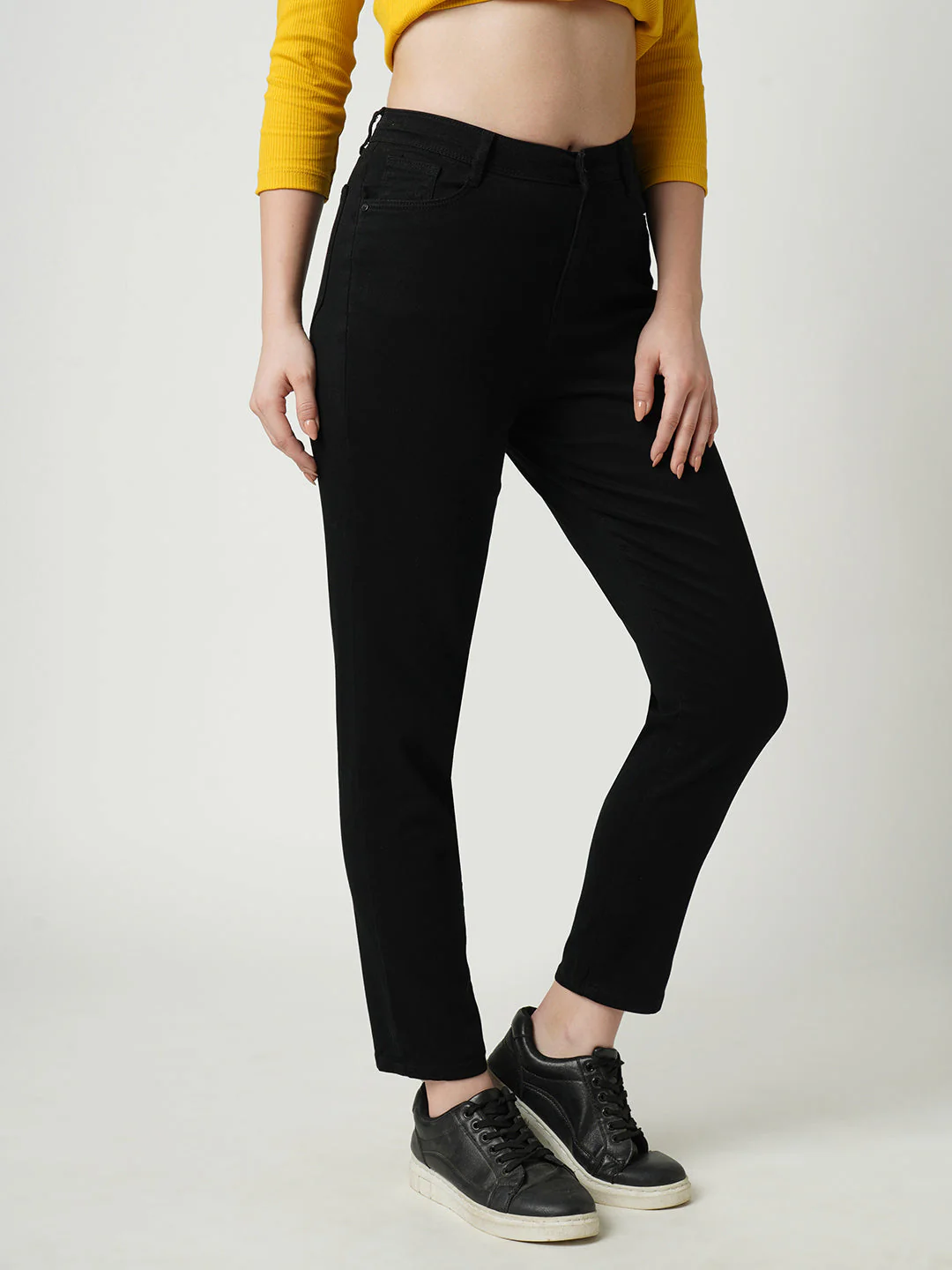Women High-Rise Slim Straight Fit Jeans - Image 4