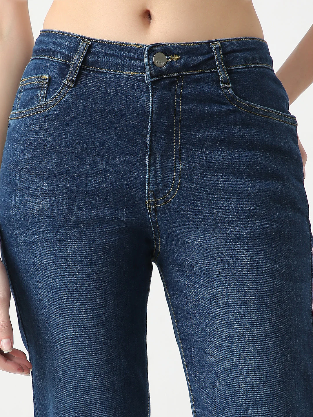 Women High-Rise Straight Fit Jeans - Image 7
