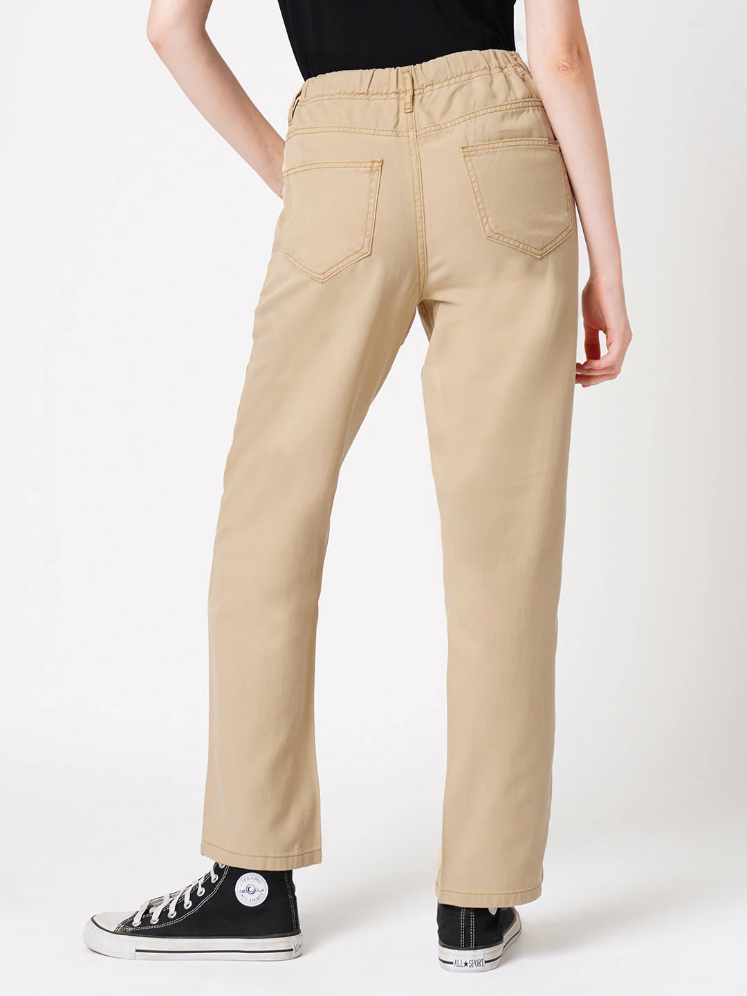 Women High-Rise Straight Fit Jeans - Image 4