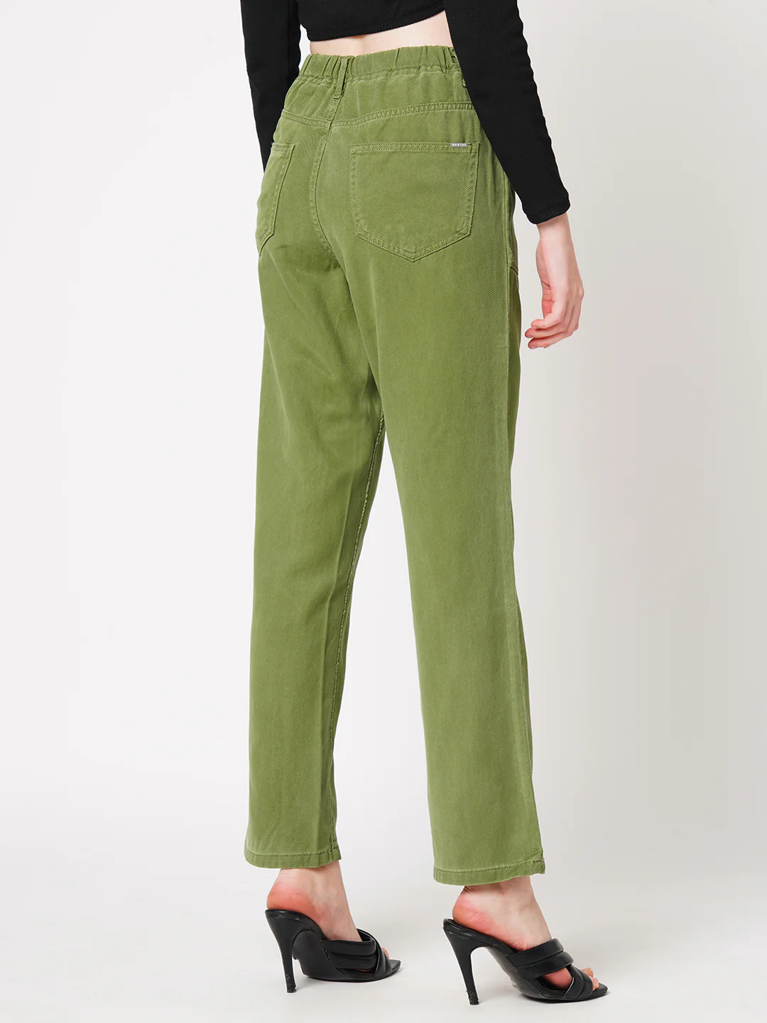 Women High-Rise Straight Jeans - Image 3