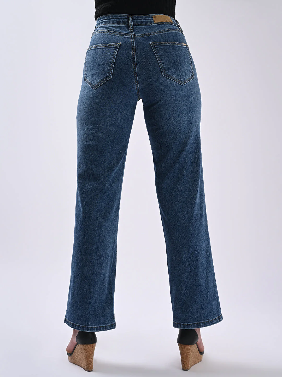 Women High-Rise Wide Leg Jeans - Image 3