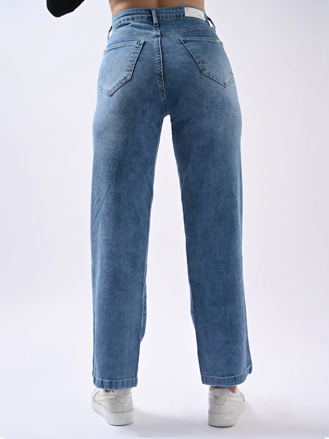 Women High-Rise Wide Leg Jeans - Image 3