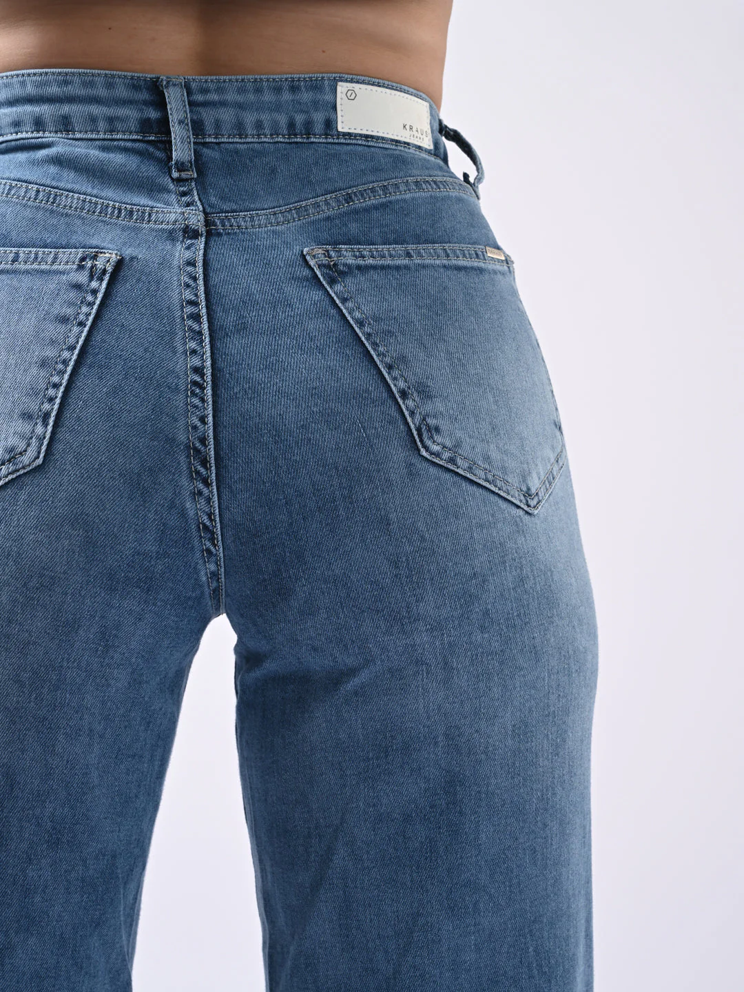 Women High-Rise Wide Leg Jeans - Image 5