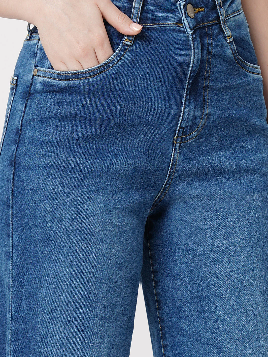 Women High-Rise Wide Leg Jeans - Image 6
