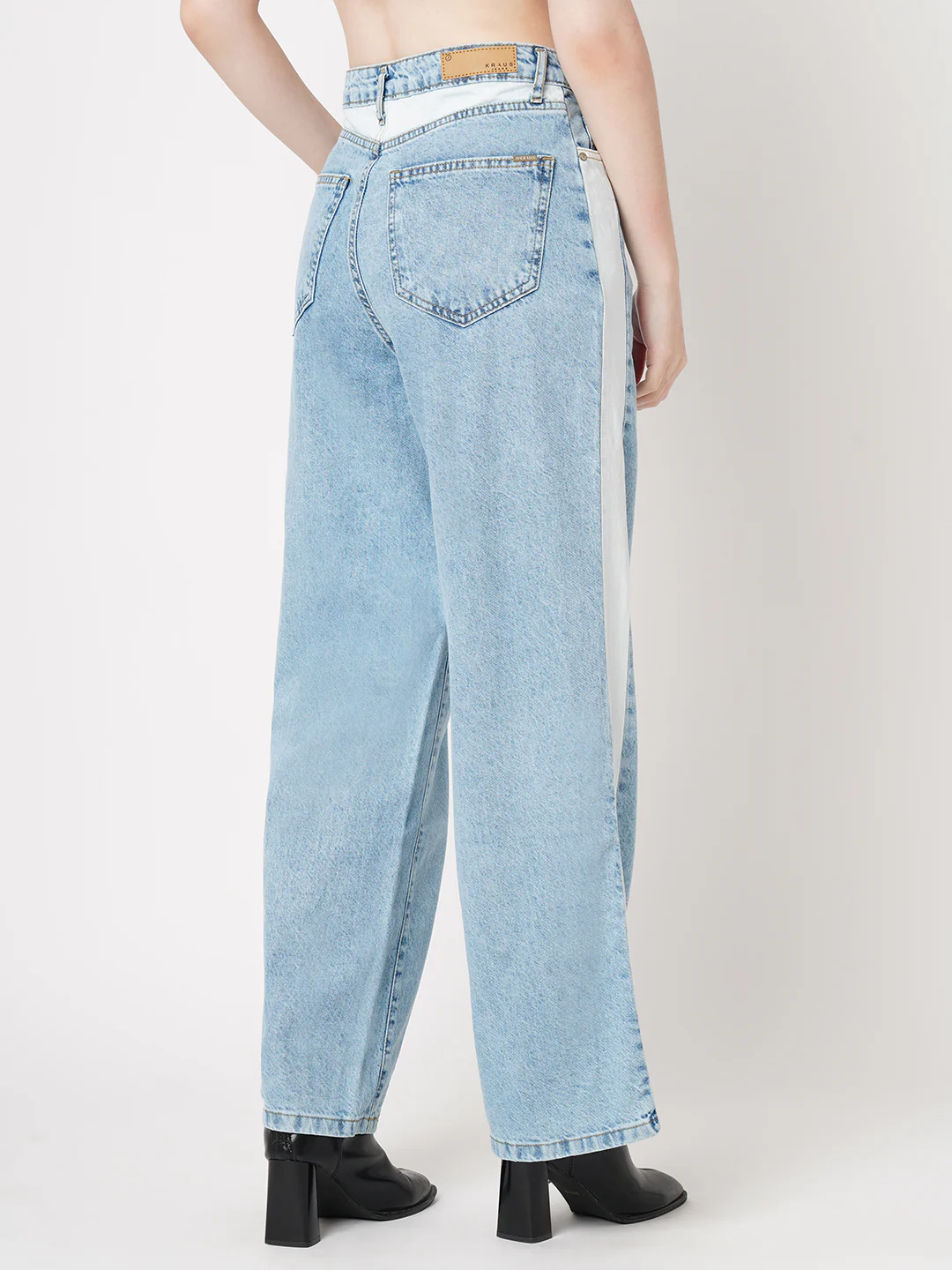 Women High-Rise Wide Leg Jeans - Image 3
