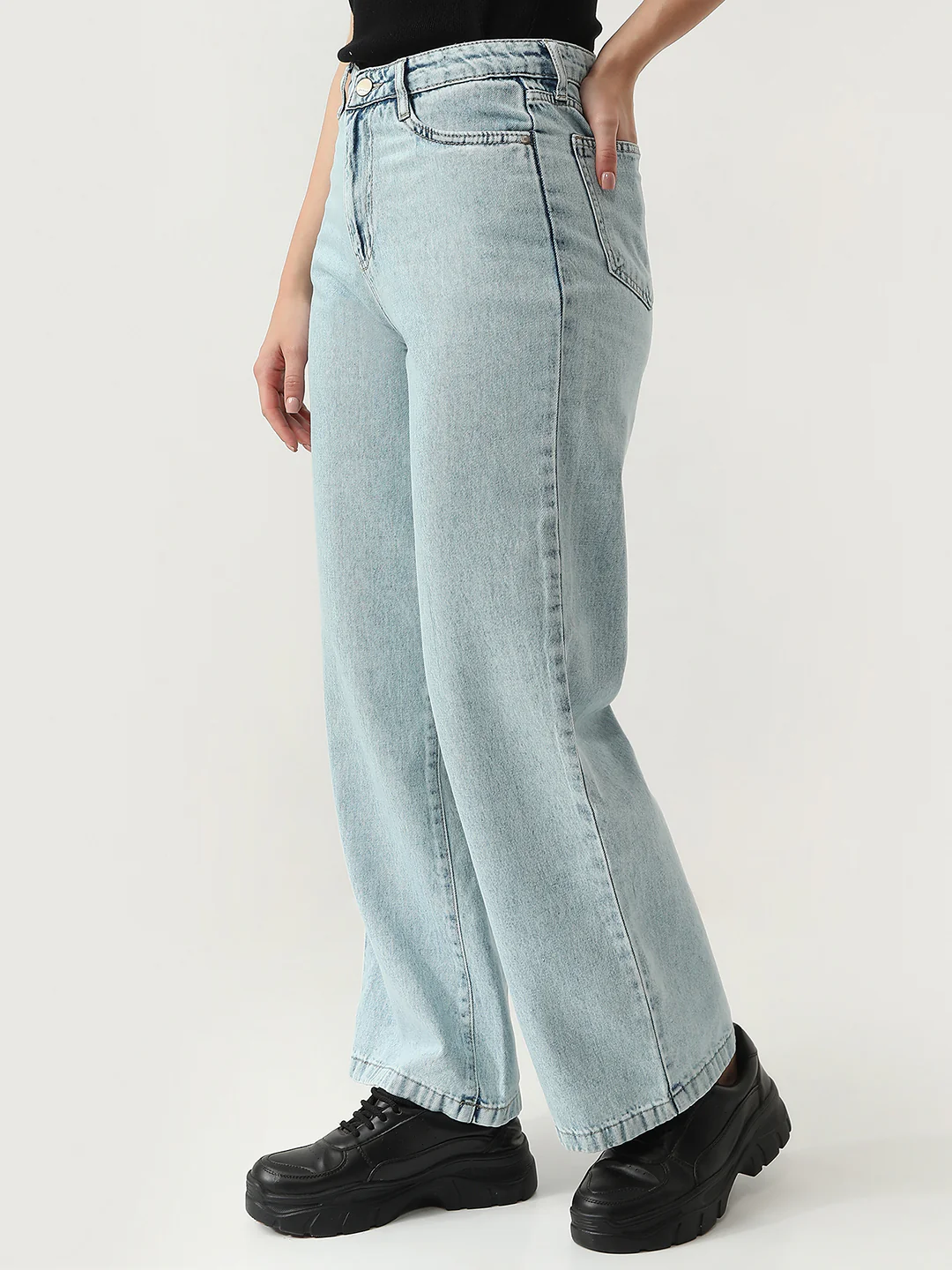 Women High-Rise Wide Leg Jeans - Image 5