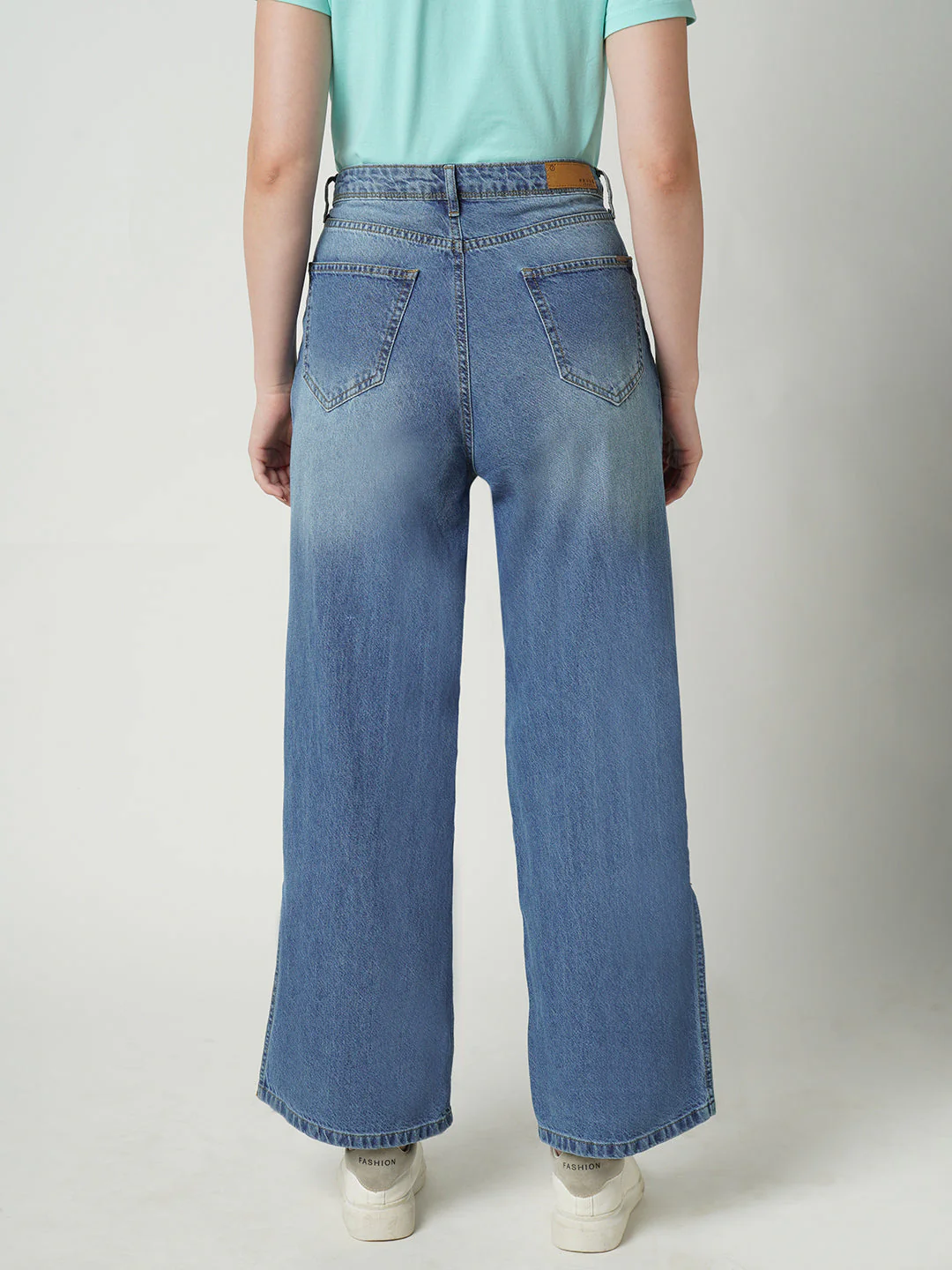 Women High-Rise Wide Leg Jeans - Image 3