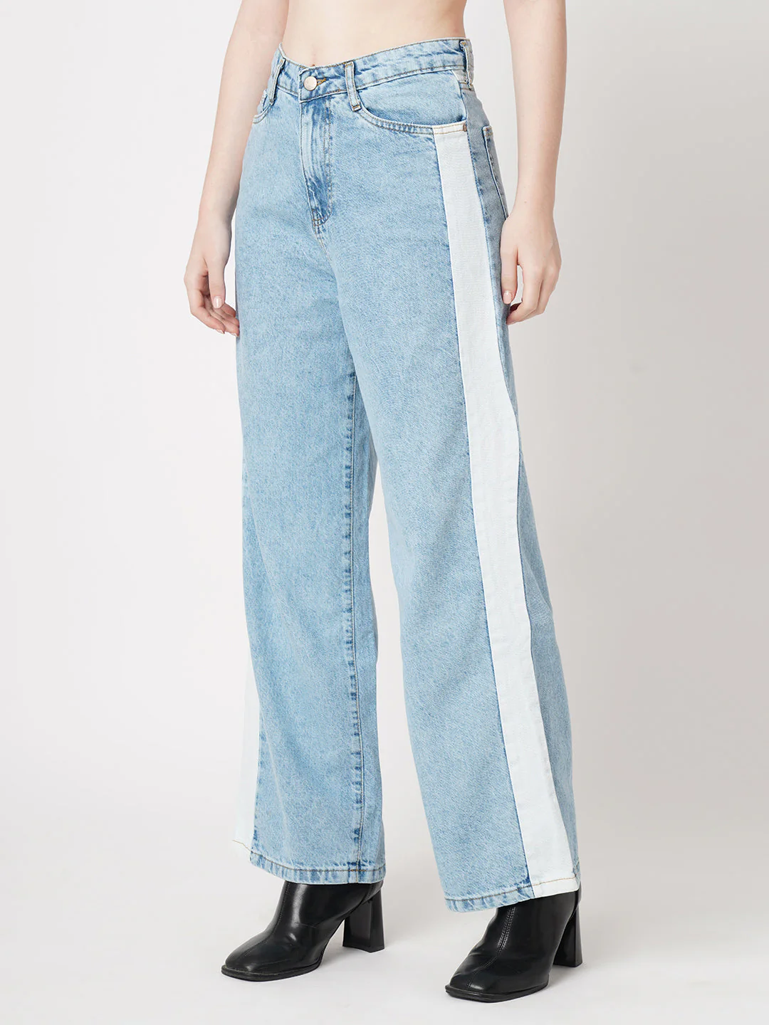 Women High-Rise Wide Leg Jeans - Image 6