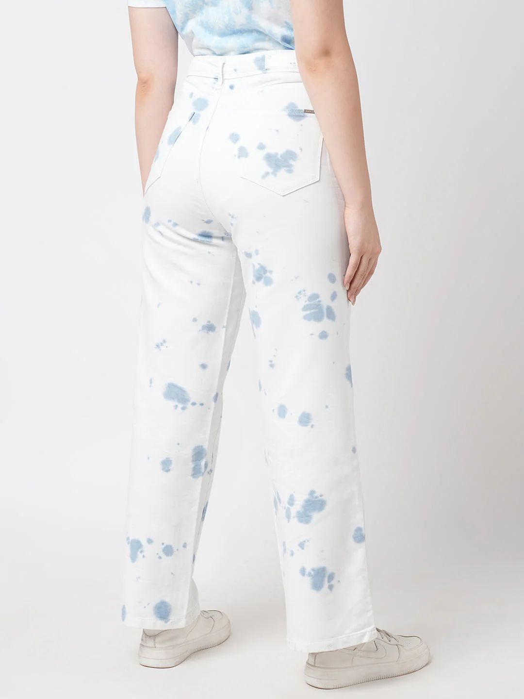 Women High-Rise Wide Leg Jeans - Image 3