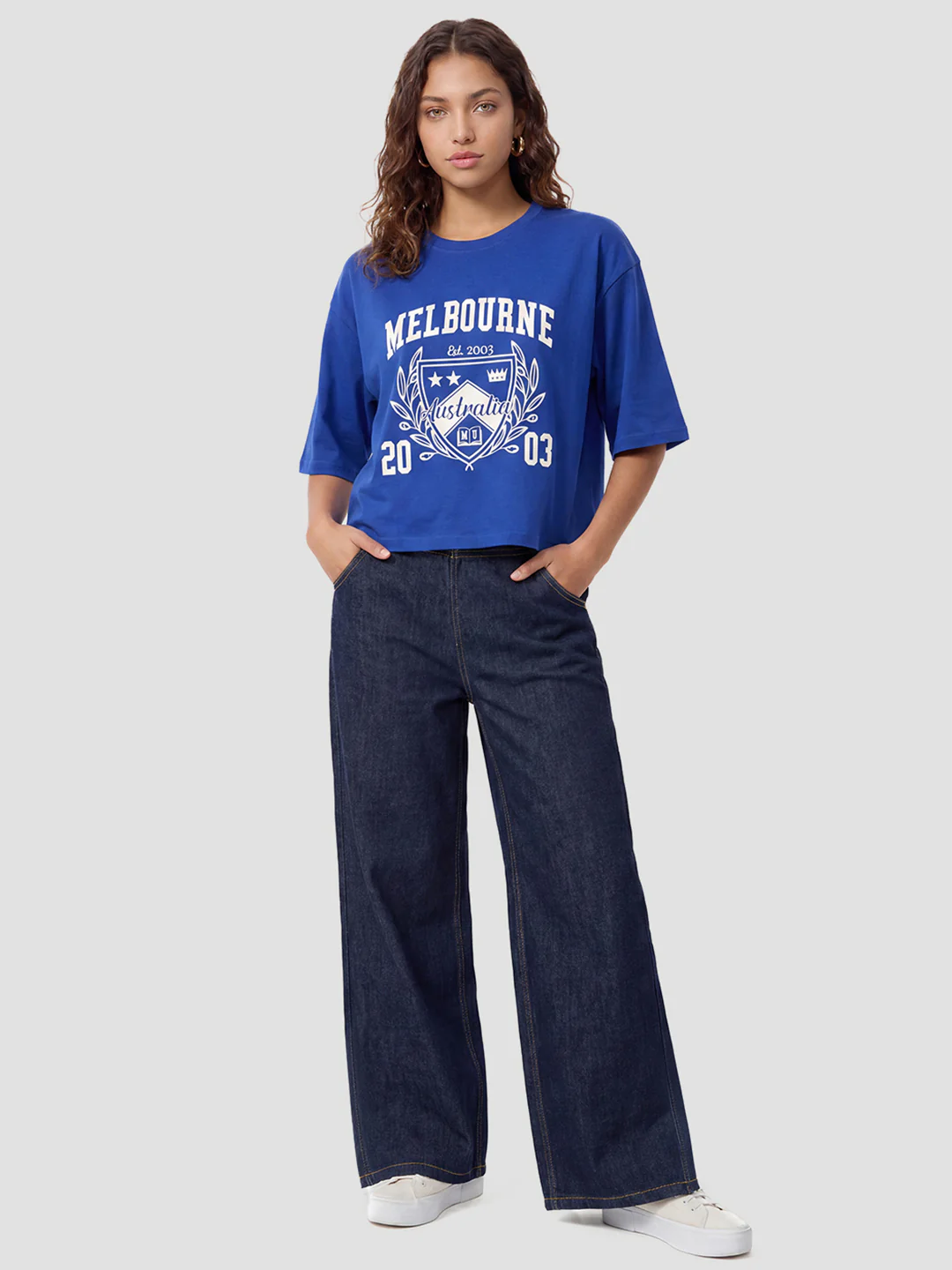 Women Indigo Graphic Print Crop Tees - Image 4