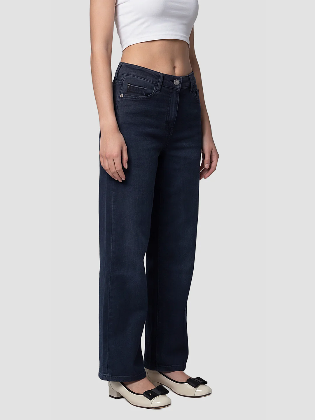 Women Indigo High-Rise Baggy Jeans - Image 4