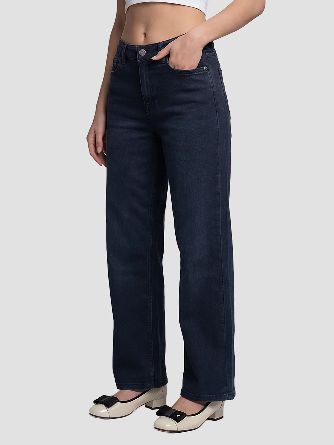 Women Indigo High-Rise Baggy Jeans - Image 6