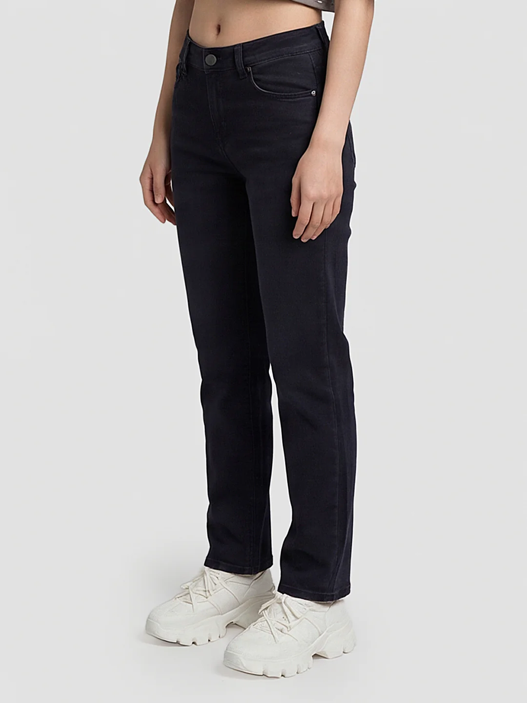 Women Indigo High-Rise Slim Straight Fit Jeans - Image 5