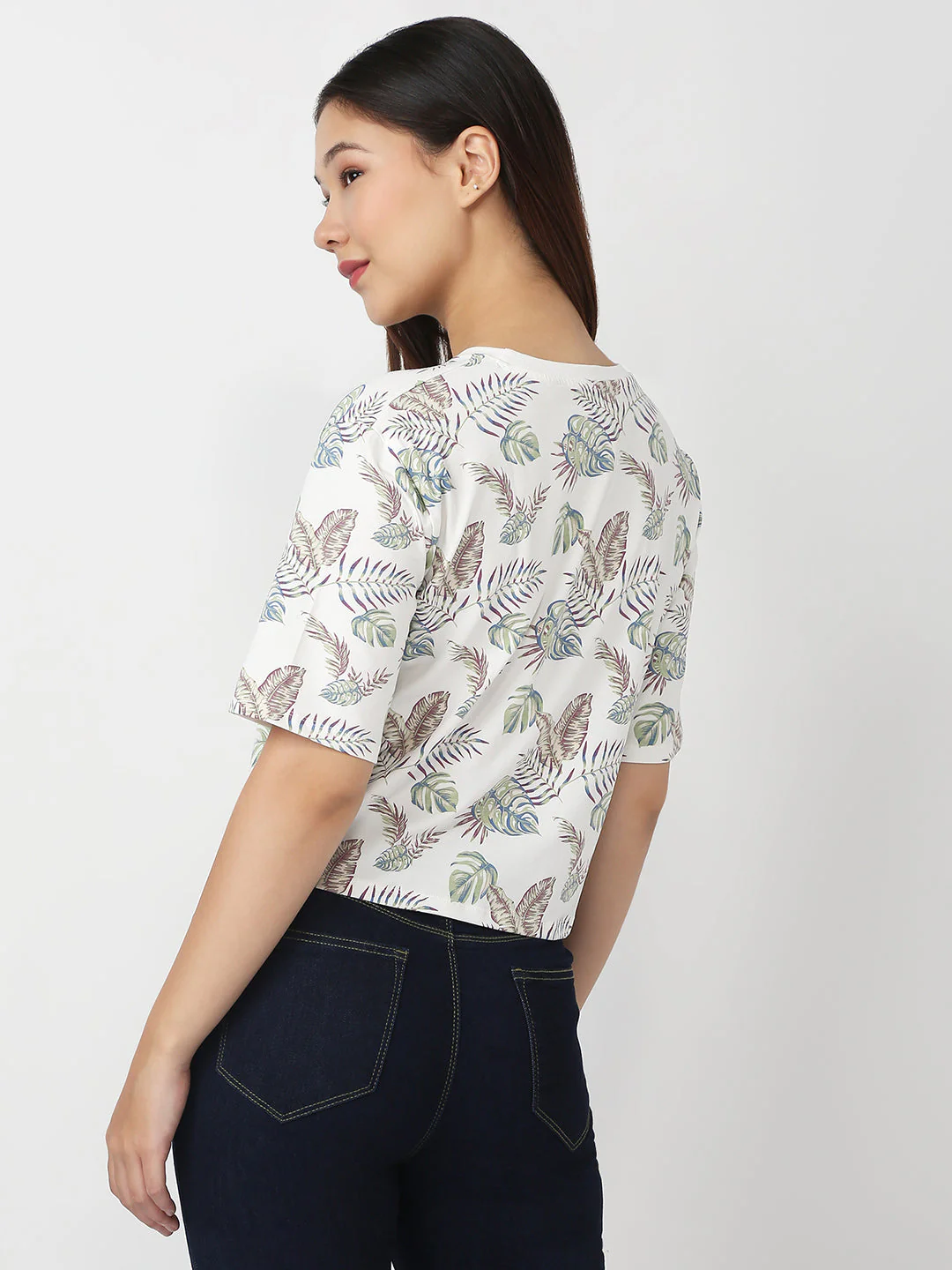 Women Ivory Slim Crop Graphic T-Shirt - Image 3