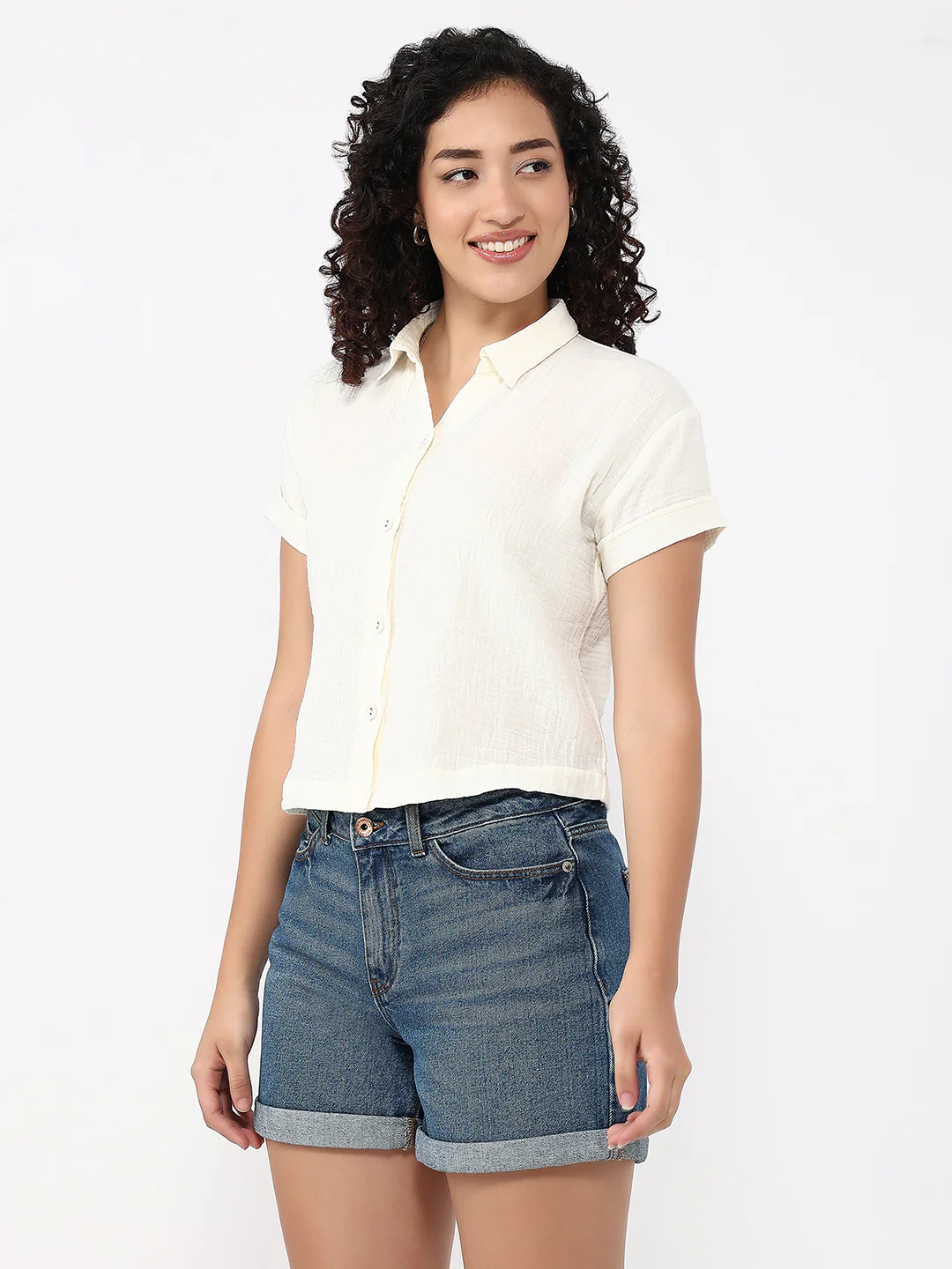 Women Ivory Slim Crop Shirt - Image 4