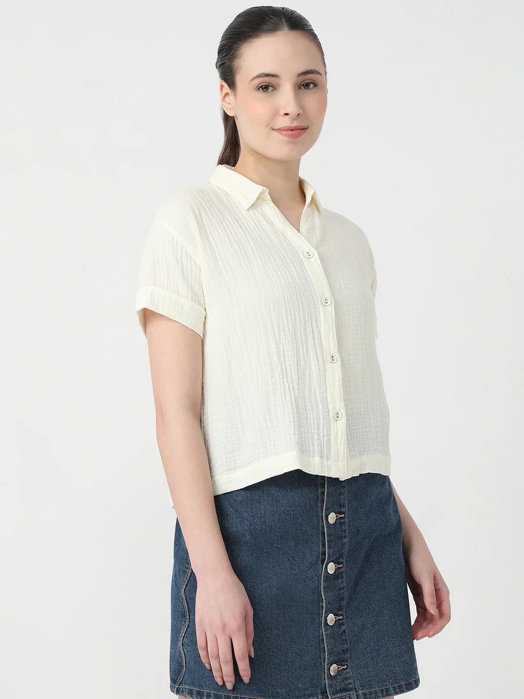 Women Ivory Slim Fit Crop Shirt - Image 5