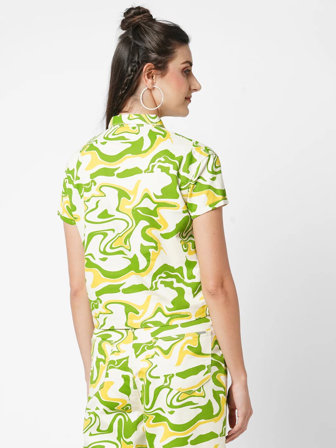 Women Jade Swirl Crop Shirt - Image 3