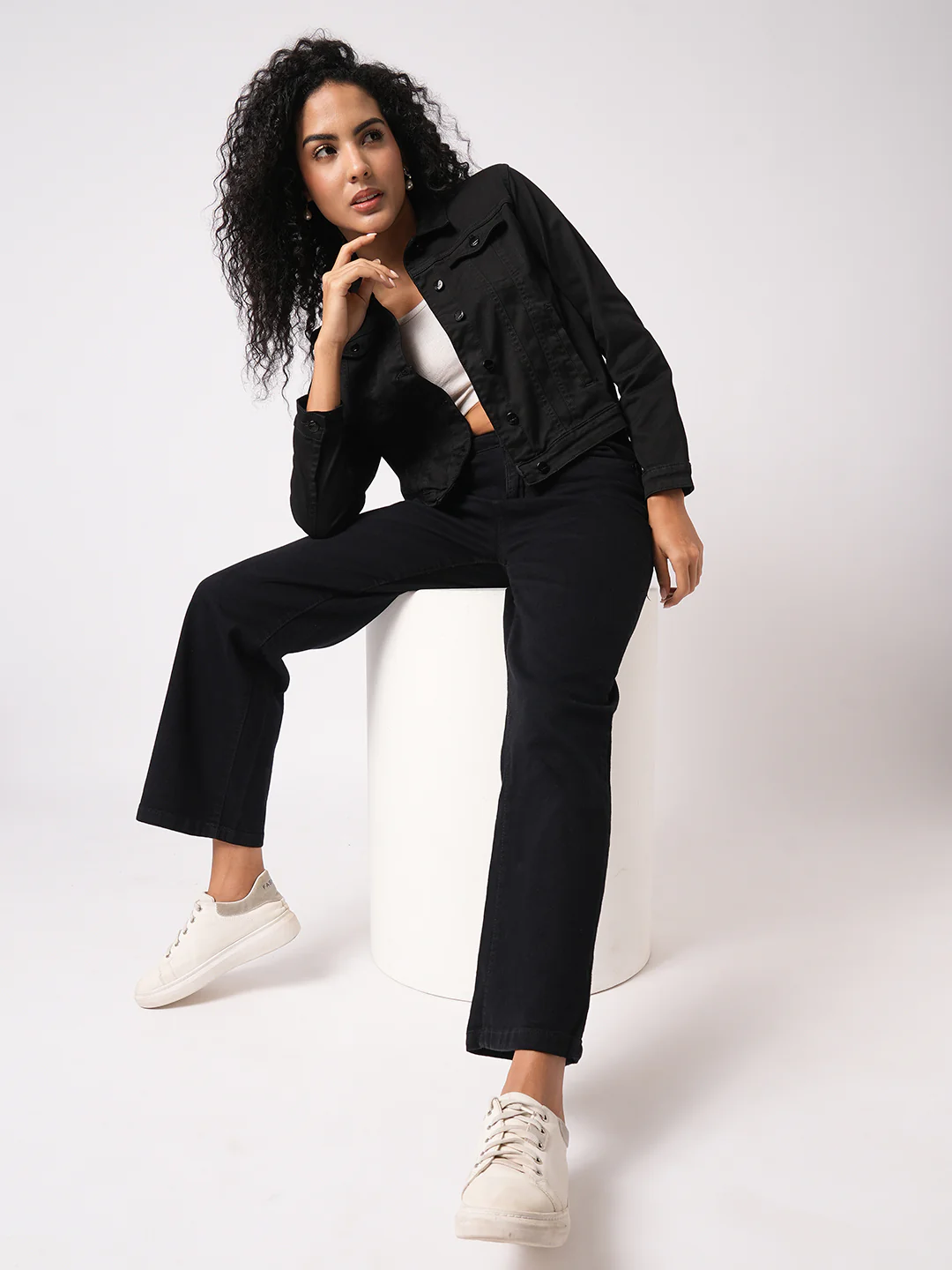 Women Jet Black High-Rise Wide Leg Jeans - Image 4