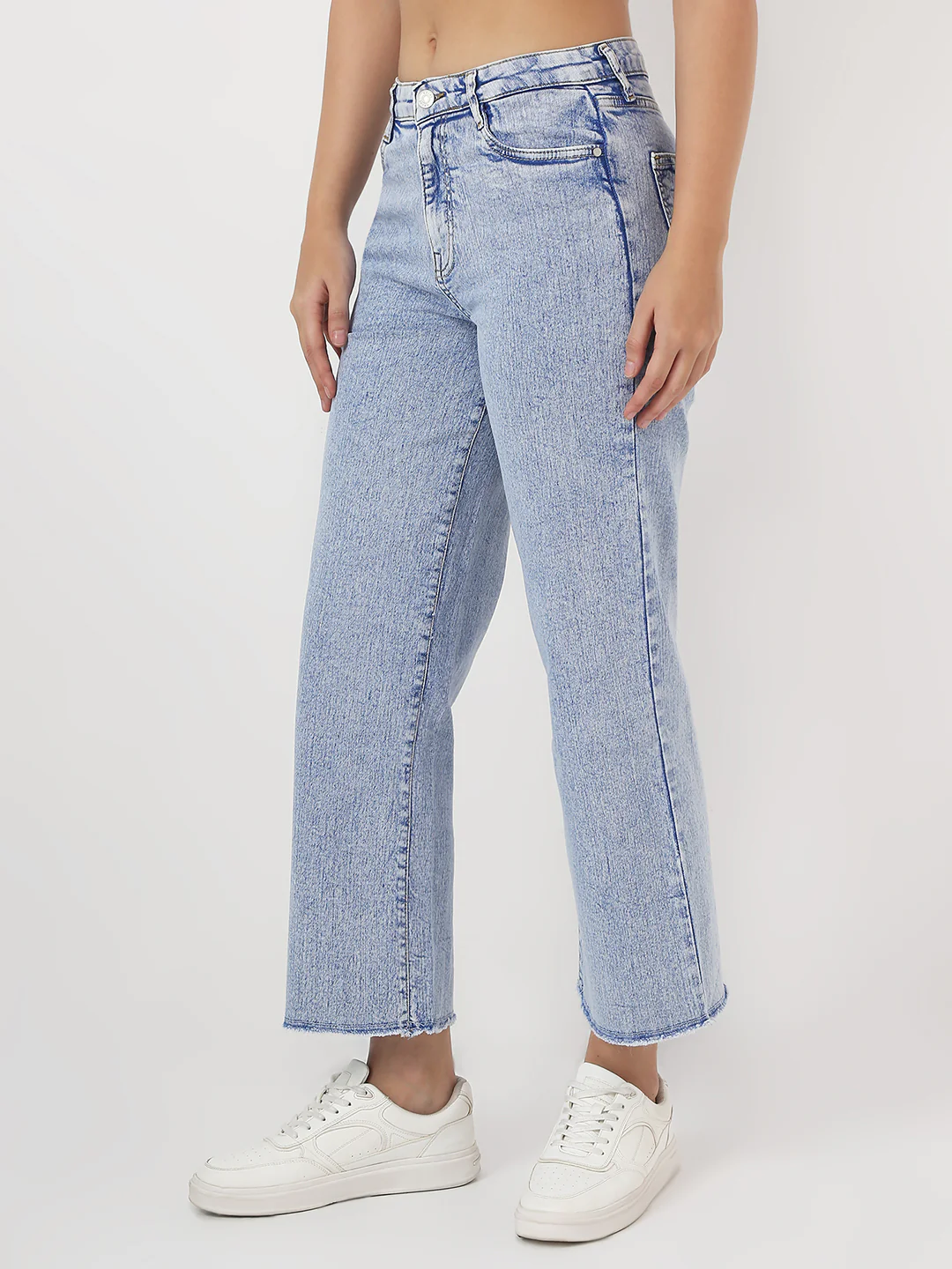 Women Light Blue Crop Wide Leg Jeans - Image 7