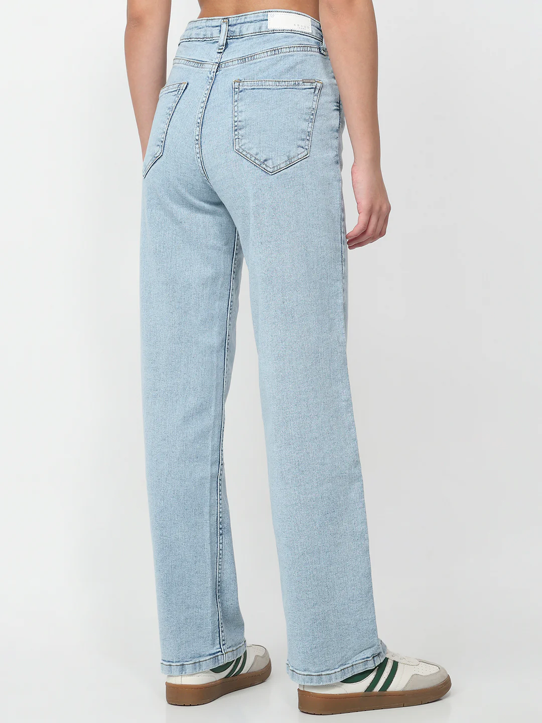 Women Light Blue High-Rise Baggy Jeans - Image 3