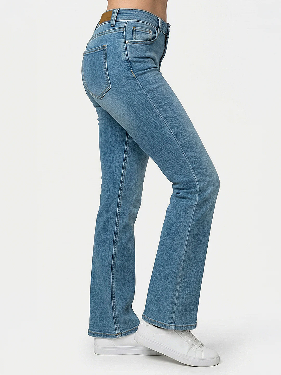 Women Light Blue High-Rise Flare Jeans - Image 4