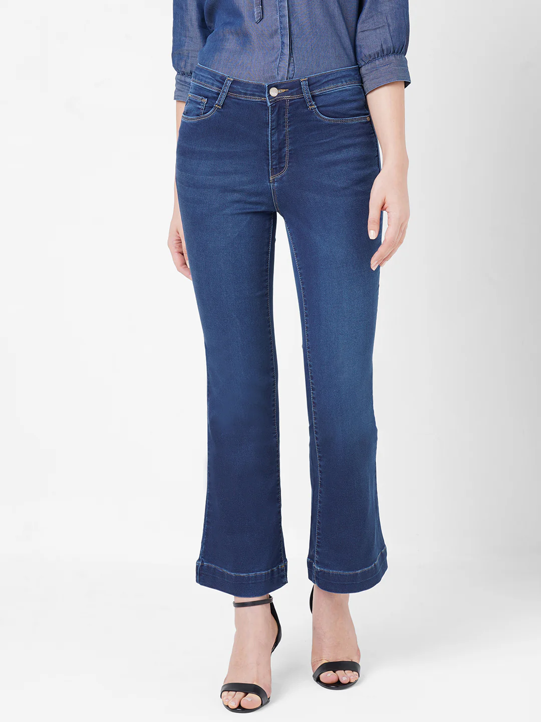 Women Light Blue High-Rise Flare Jeans - Image 2