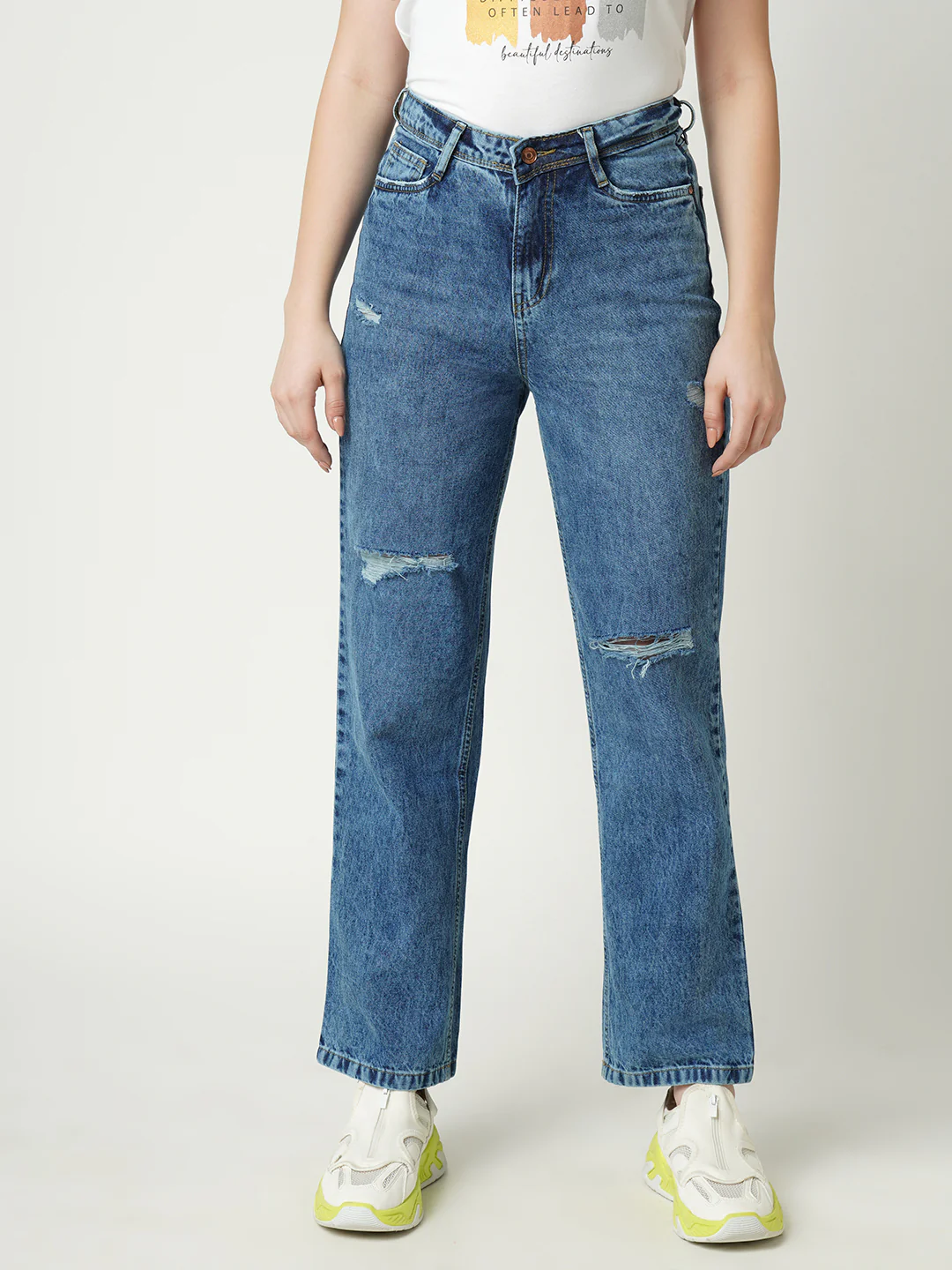 Women Light Blue High-Rise Loose Straight Jeans - Image 2