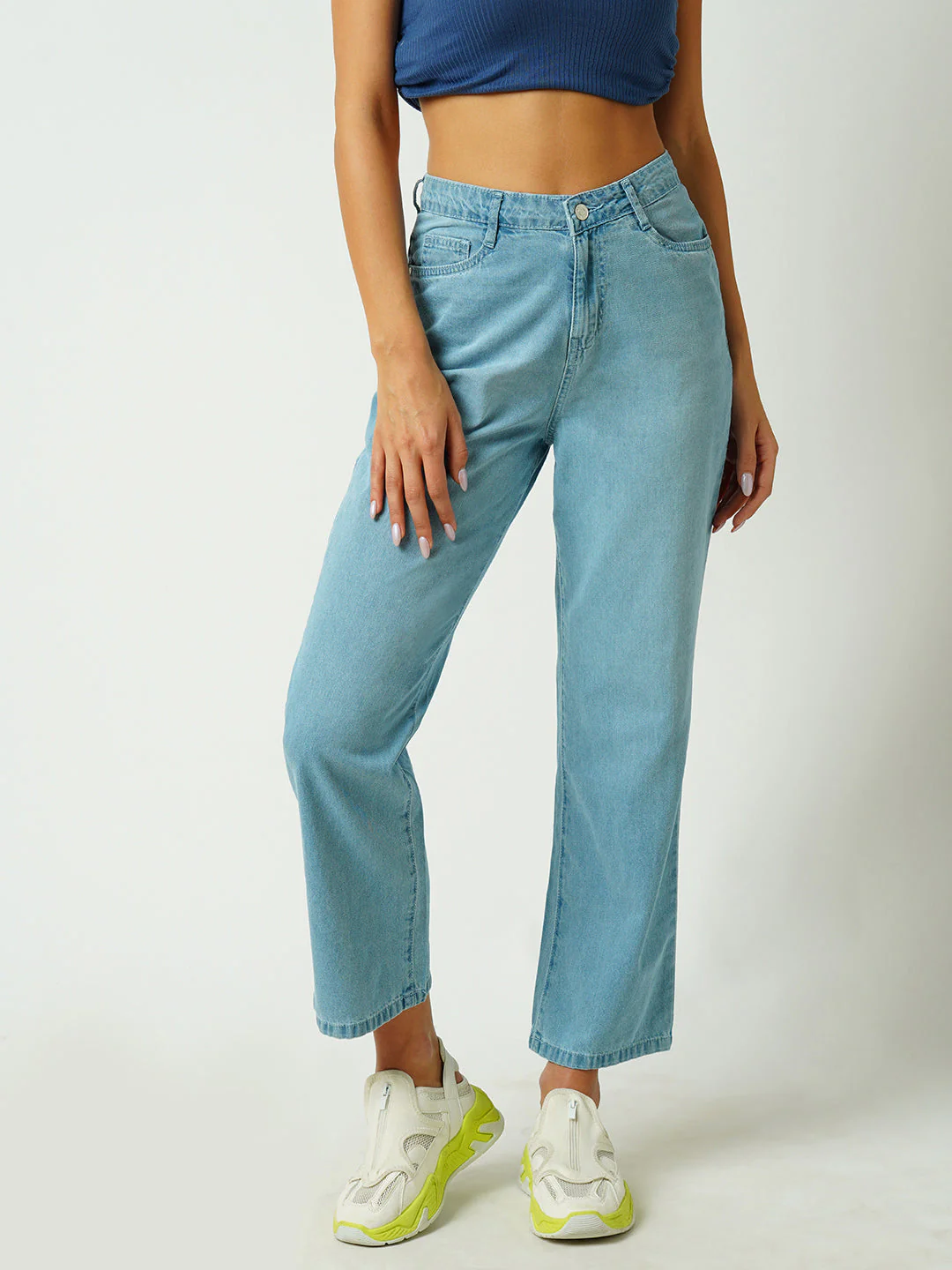 Women Light Blue High-Rise Loose Straight Jeans - Image 2
