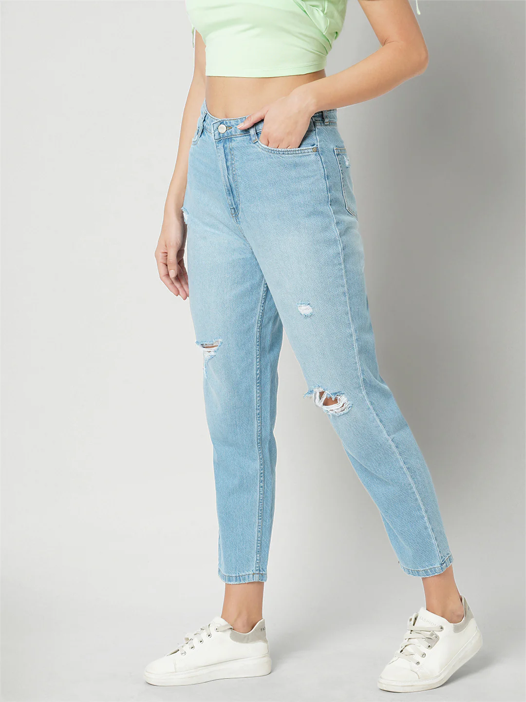 Women Light Blue High-Rise Mom Fit Jeans - Image 4