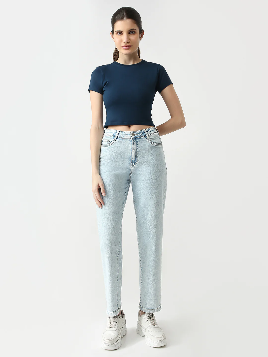 Women Light Blue High-Rise Mom Fit Jeans - Image 4