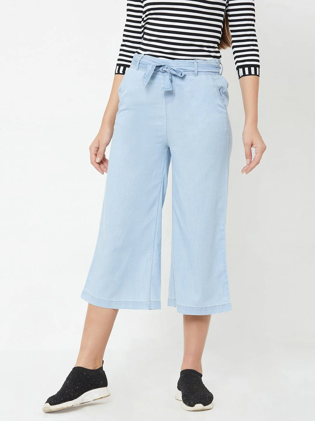 Women Light Blue High-Rise Paper Bag Pants - Image 2