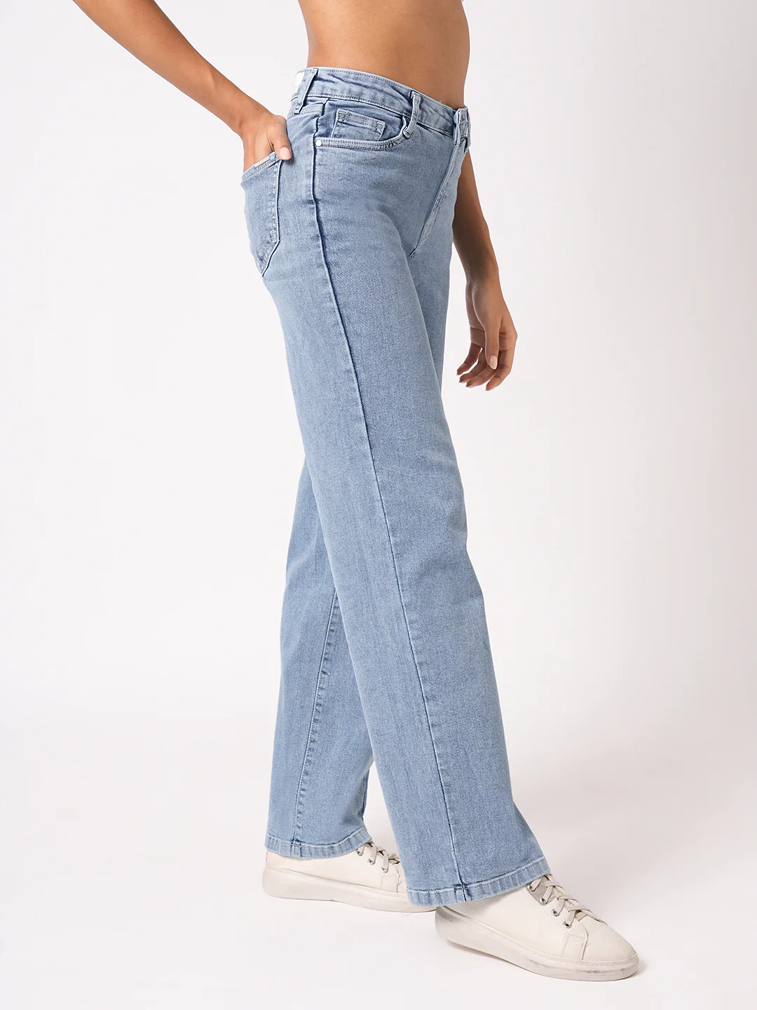 Women Light Blue High-Rise Relaxed Straight Fit Jeans - Image 5