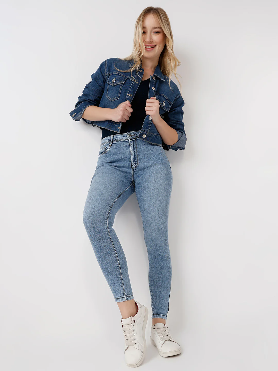Women Light Blue High-Rise Skinny Jeans