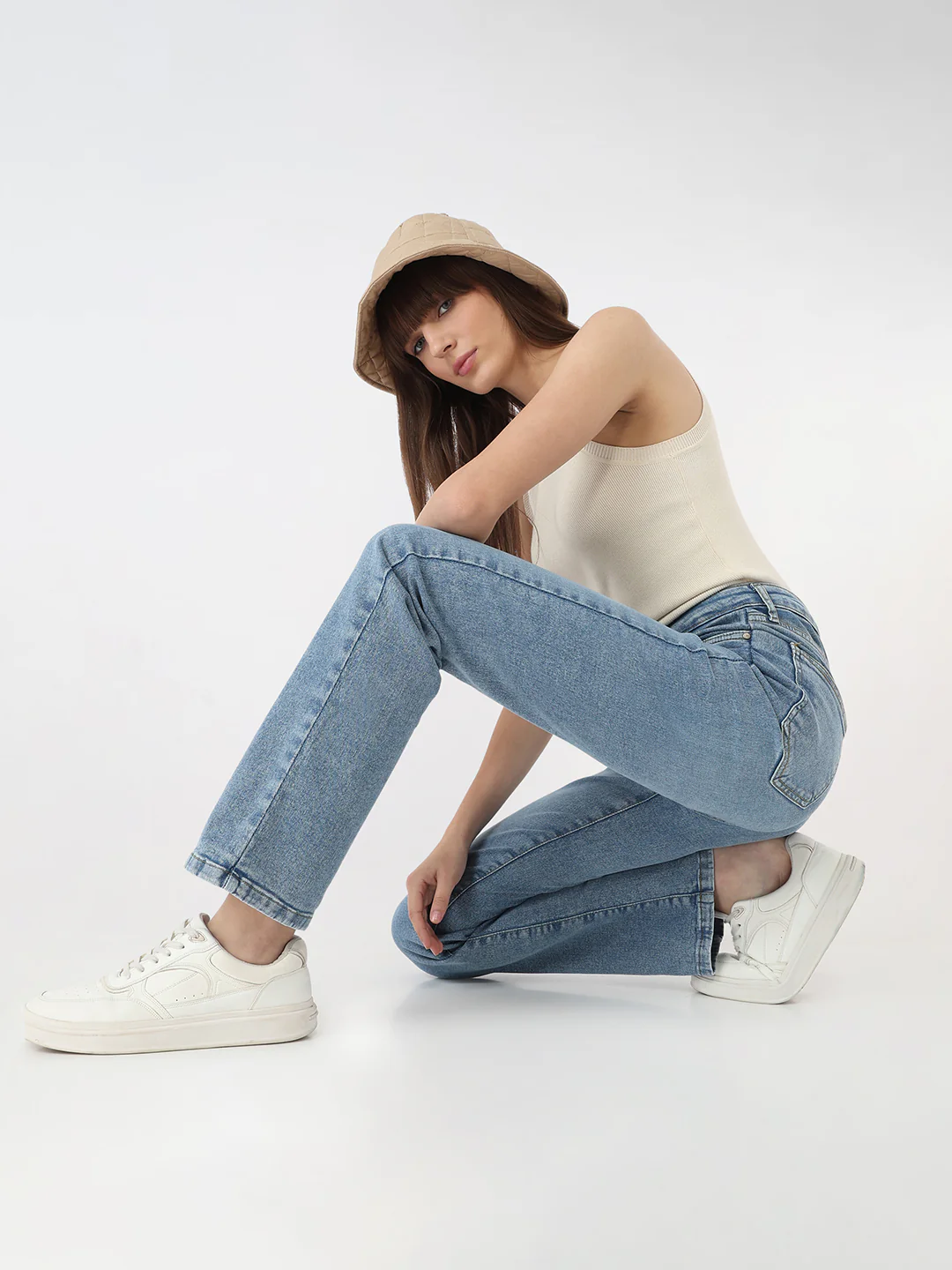 Women Light Blue High-Rise Slim Straight Fit Jeans