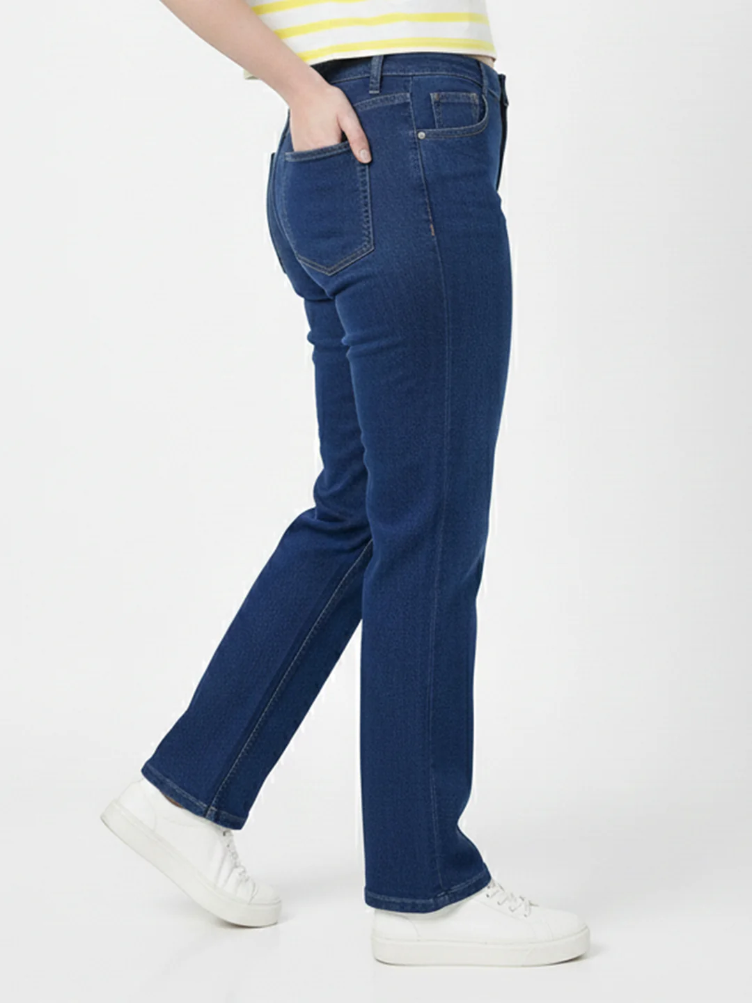 Women Light Blue High-Rise Slim Straight Fit Jeans - Image 2