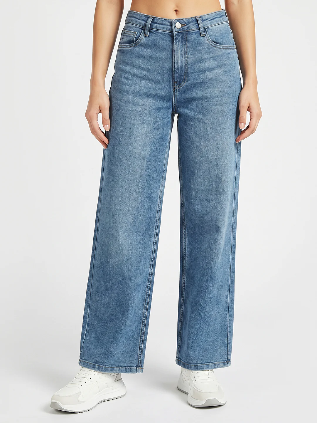 Women Light Blue High-Rise Straight Fit Jeans - Image 2