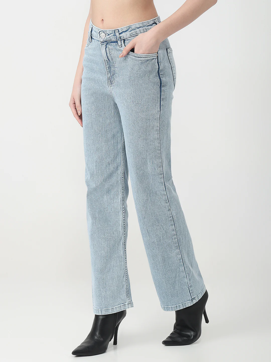 Women Light Blue High-Rise Straight Jeans - Image 8