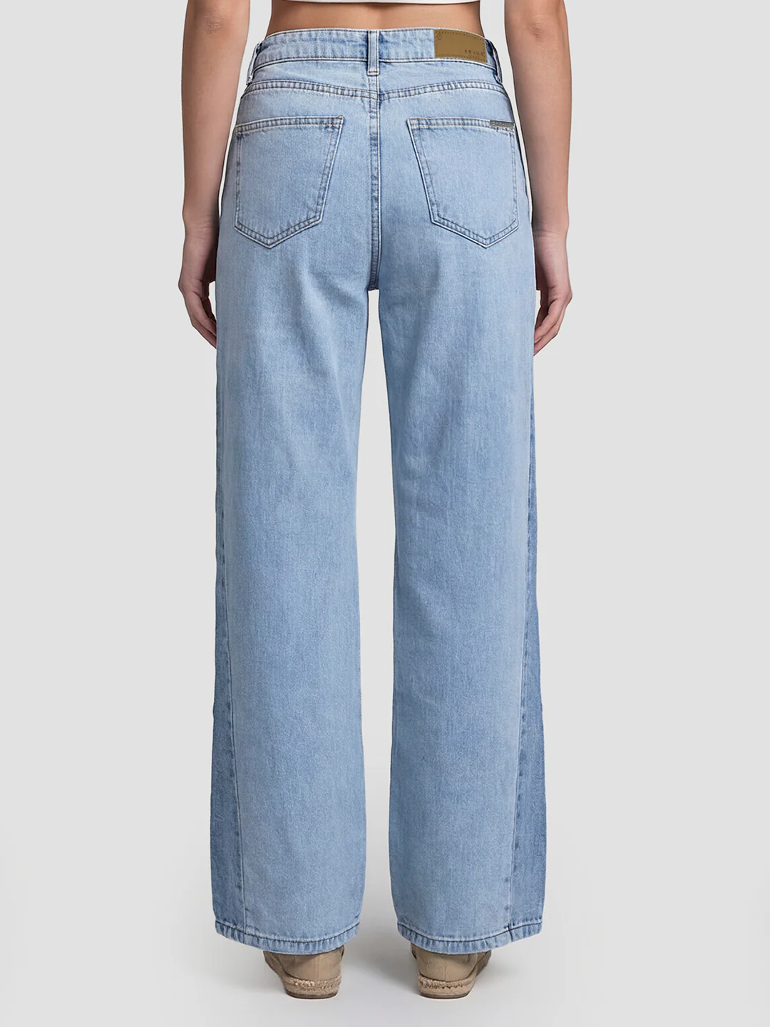 Women Light Blue High-Rise Super Wide Leg Jeans - Image 3