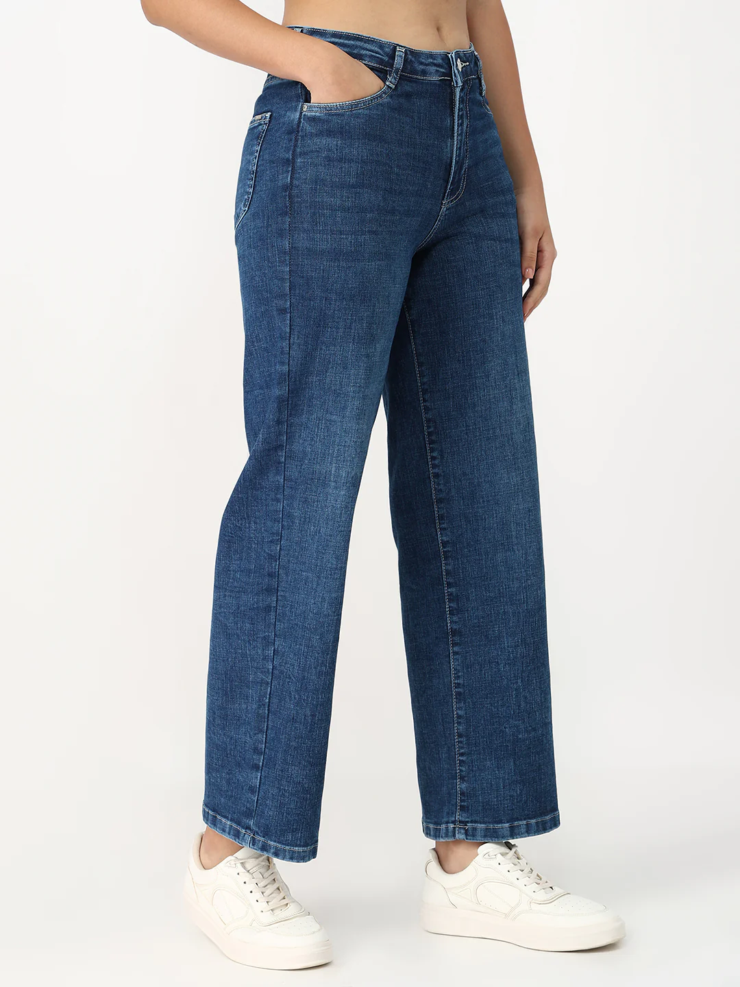 Women Light Blue High-Rise Wide Leg Jeans - Image 6