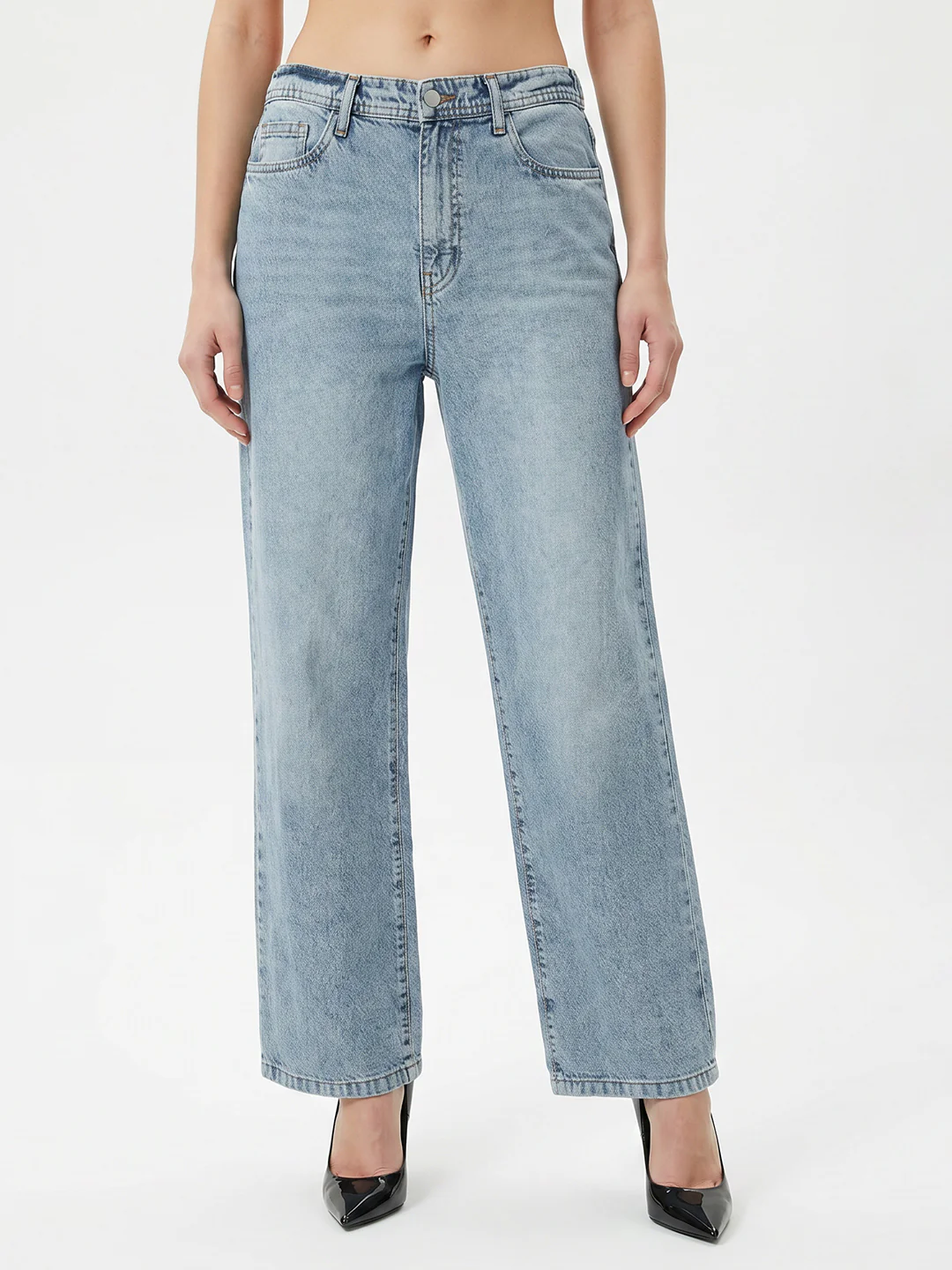 Women Light Blue High-Rise Wide Leg Jeans - Image 2