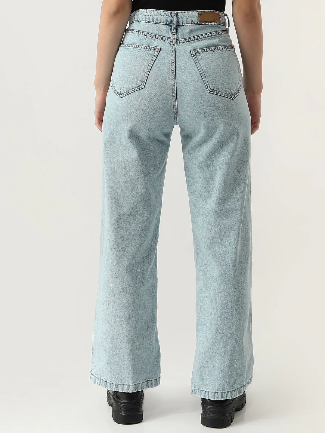 Women Light Blue High-Rise Wide Leg Jeans - Image 3
