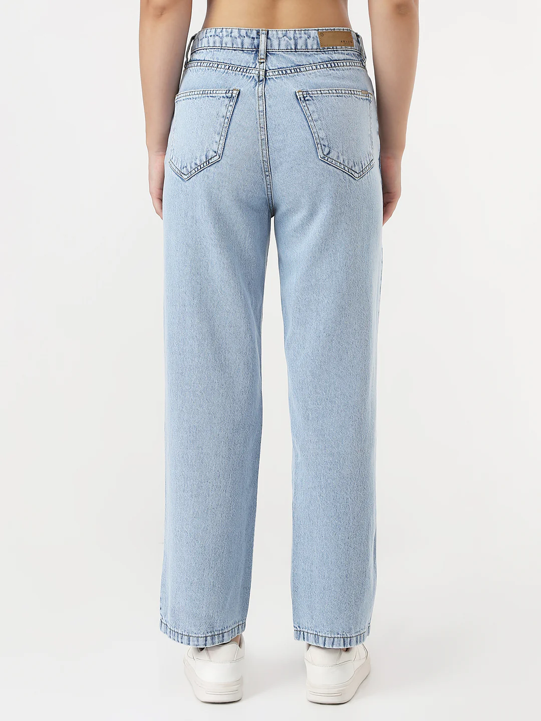 Women Light Blue Loose Straight Jeans - Image 3