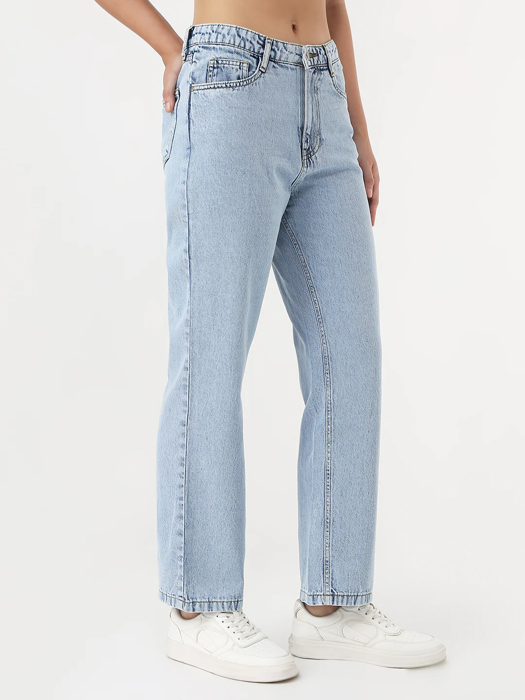 Women Light Blue Loose Straight Jeans - Image 4