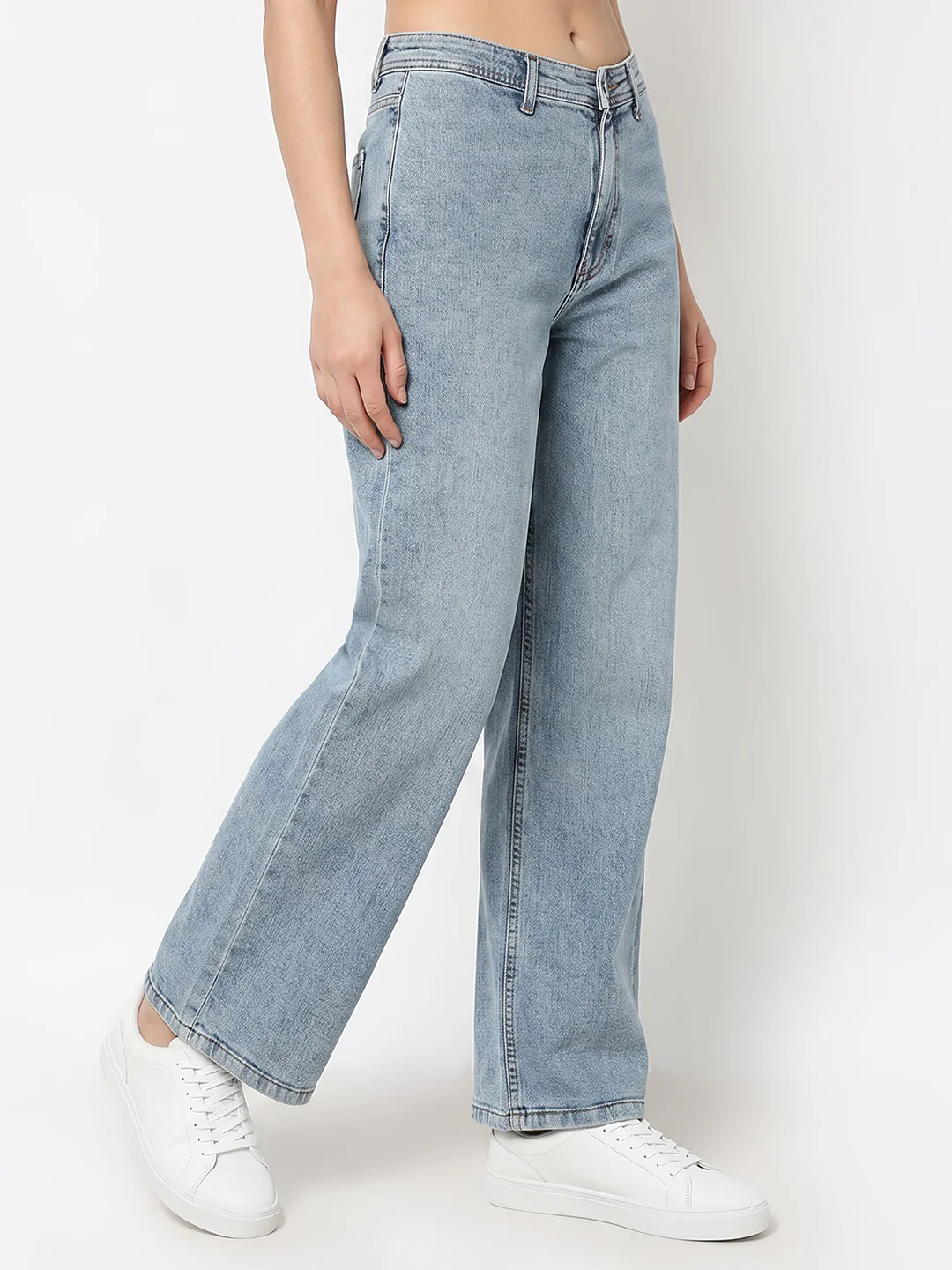Women Light Blue Ribcage Wide Leg Jeans - Image 5