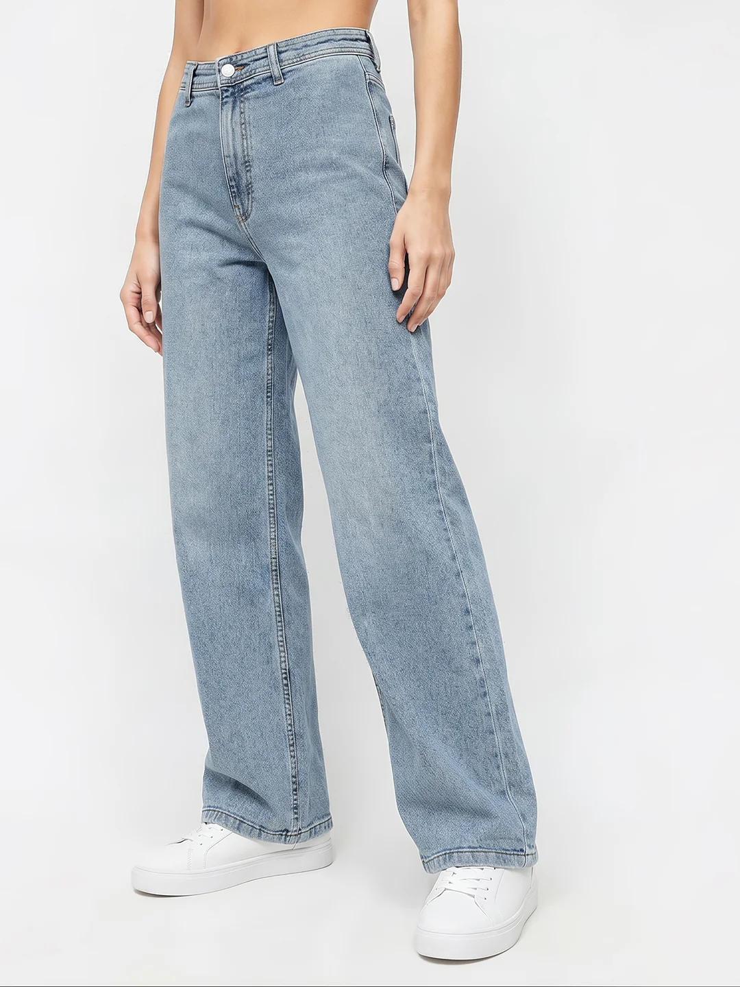 Women Light Blue Ribcage Wide Leg Jeans - Image 7