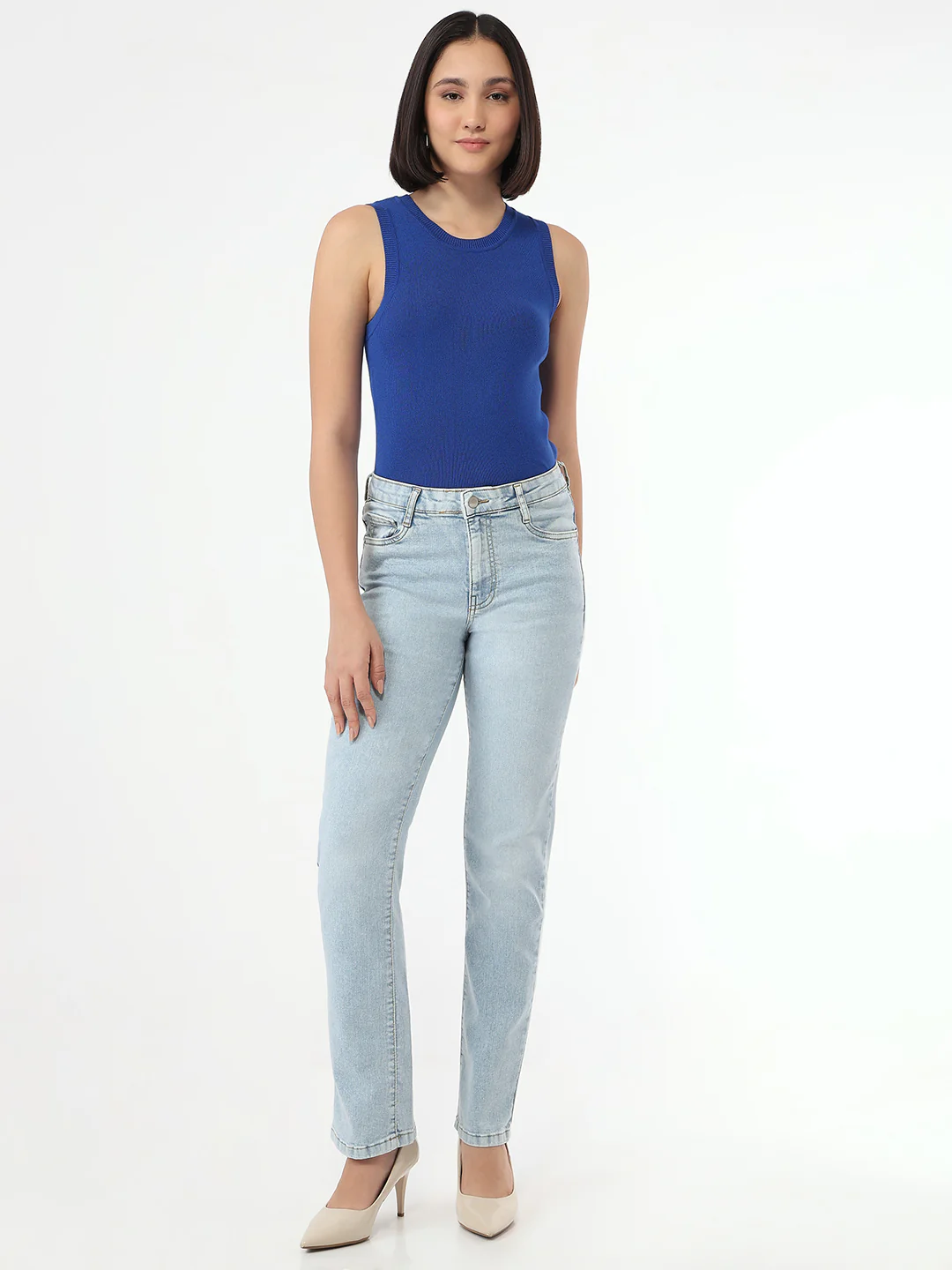 Women Light Blue Slim Straight Fit Jeans