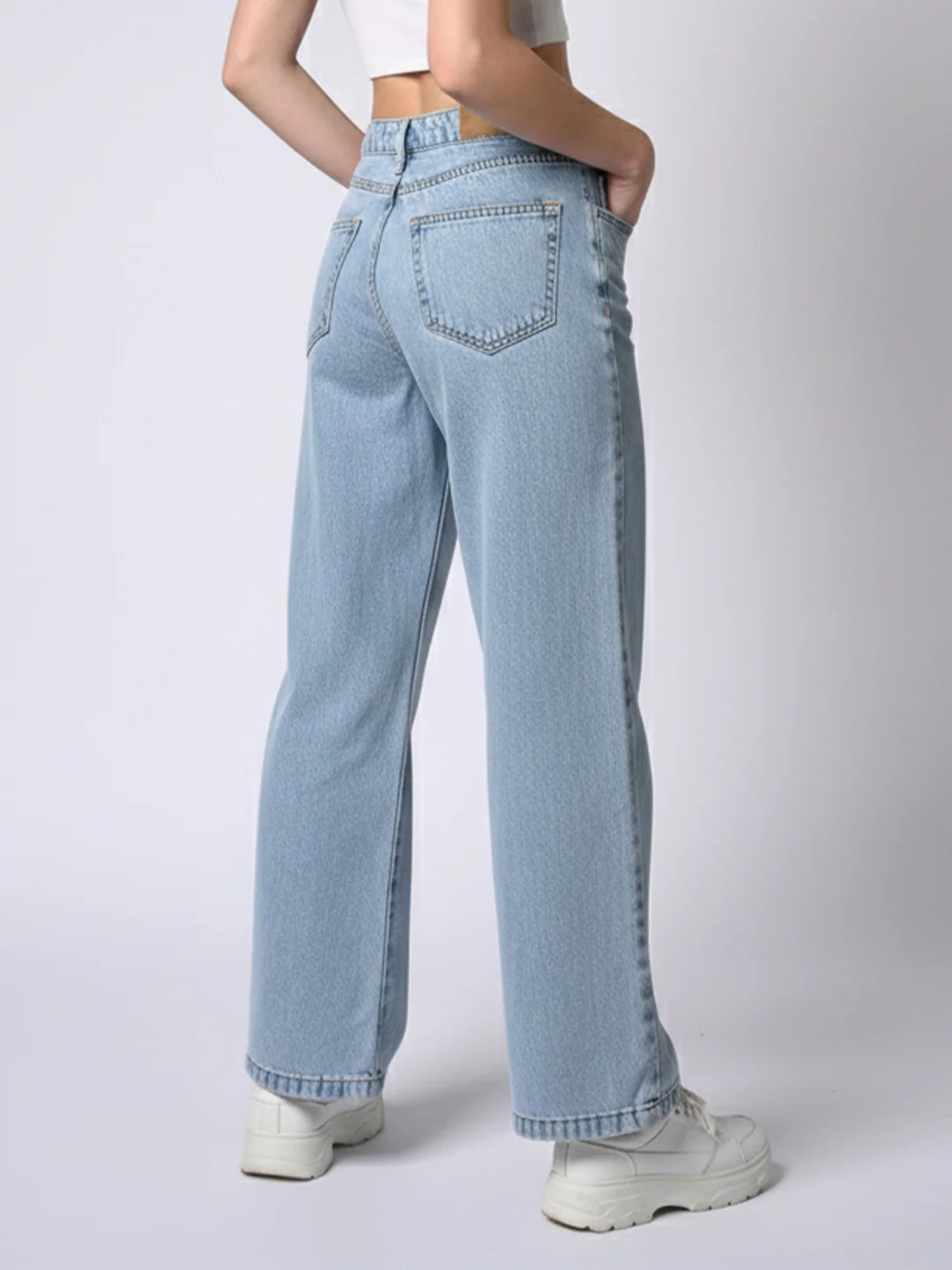 Women Light Blue Wide Leg Jeans - Image 3