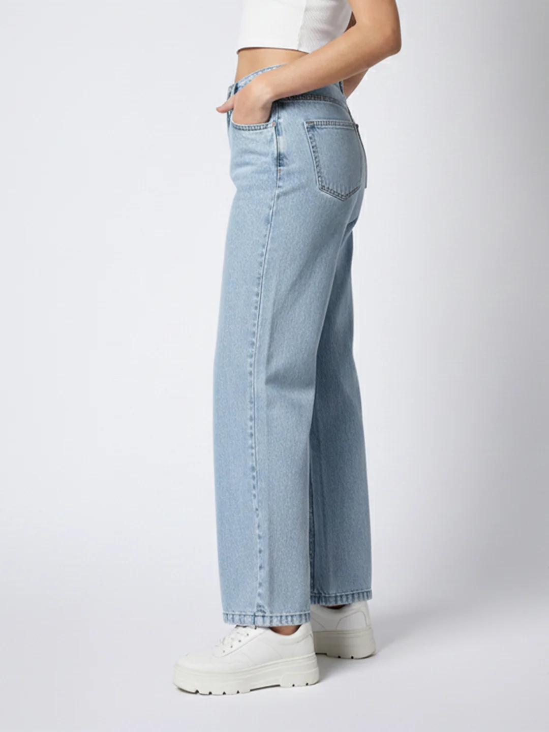Women Light Blue Wide Leg Jeans - Image 6